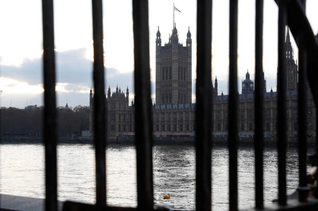 Британия решила сократить помощь бедным странам в одном вопросе