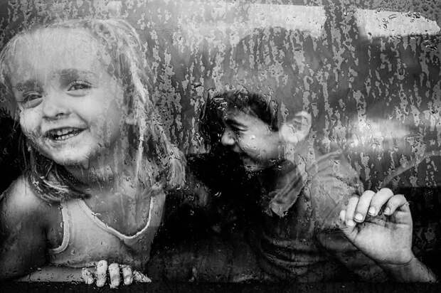 Лучшие фотографии конкурса The B&W Child Photography 2015 Photo Contest