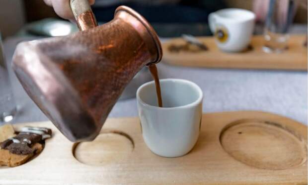 Как правильно варить вкусный кофе в турке на плите: тонкости приготовления