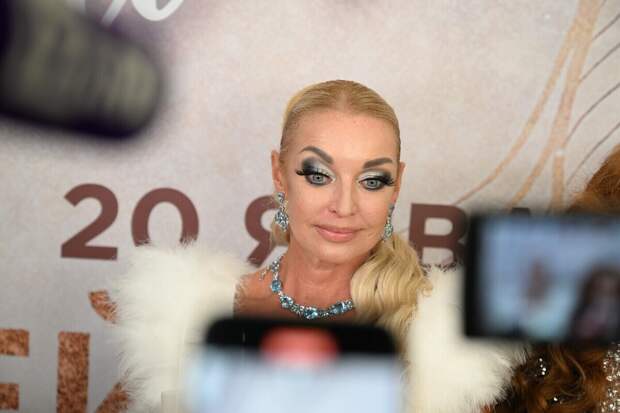 Объявляются, когда им нужны деньги: Волочкова раскрыла правду о родственниках