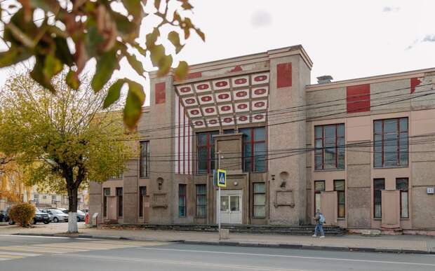 В Рязани начали реконструкцию советского кинотеатра «Родина