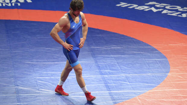 UWW допустил российских борцов до 24 лет к турнирам с флагом и гимном