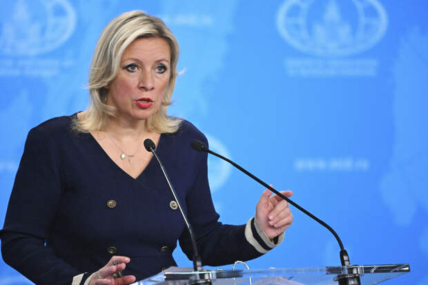 Захарова: РФ жестко ответит на высылку трех российских дипломатов из Австрии