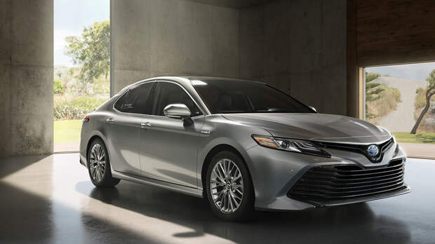 Toyota Camry выступит в американской серии NASCAR. Фото 1