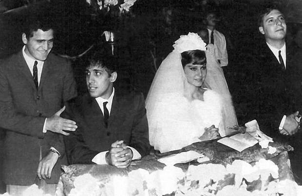 Адриано Челентано и Клаудия Мори: 50 лет вместе 141 Адриано Челентано и Клаудия Мори: 50 лет вместе
