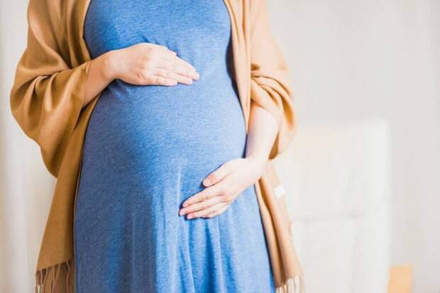 62-летняя женщина из Китая ждёт ребёнка после ЭКО: мнения разделились