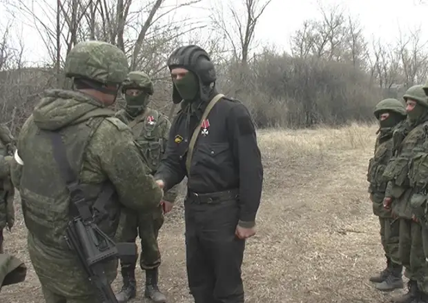 Военнослужащим ЮВО, проявившим мужество и героизм в ходе специальной военной операции, вручены государственные награды