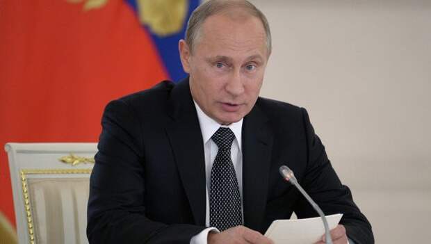 Путин поздравил "ГАЗ" с началом серийного выпуска нового грузовика Путин поздравил "ГАЗ" с началом серийного выпуска нового грузовика
