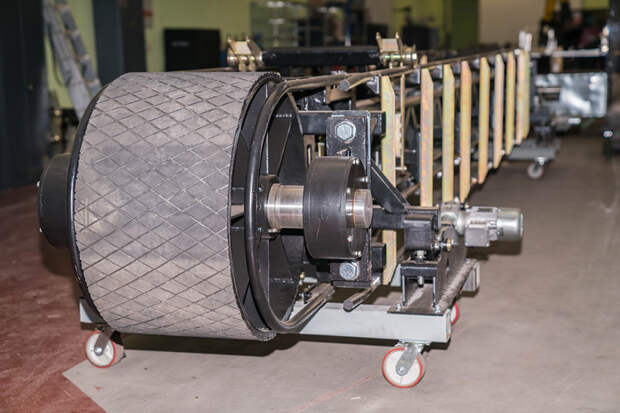 Свежие кадры из цехов опытно-экспериментального производства SkyWay