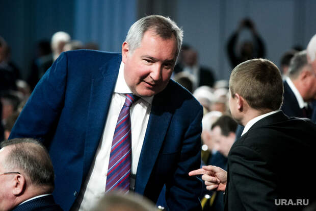 Рогозин передумал увольнять знаменитого космонавта