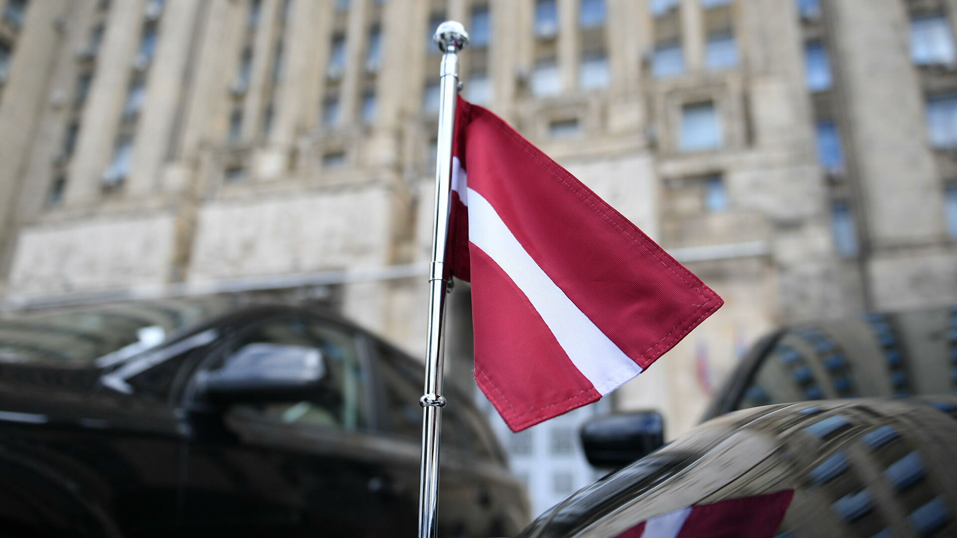 Источник: на игры ЧМ по хоккею пустят только болельщиков из Латвии 