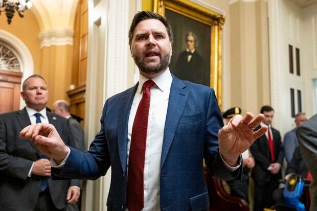 Вэнс обвинил спецслужбы Украины в попытках повлиять на выборы в США и Венгрии