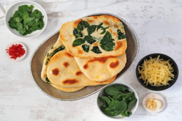 Лепёшки с овощной начинкой. \ Фото: additivefreelifestyle.com.