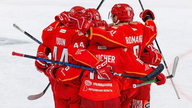 «Авангард» потерпел поражение от «Автомобилиста» в овертайме