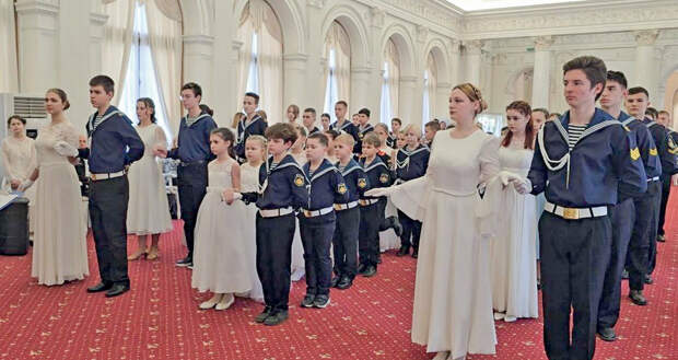 Мультиформатные пространства и форумы: в Крыму усилят работу по вовлечению сельской молодёжи в активную общественную жизнь