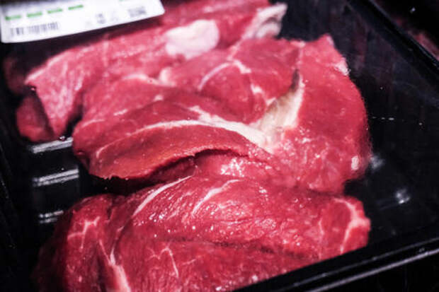 Врач рассказал об опасности диет, основанных на красном мясе