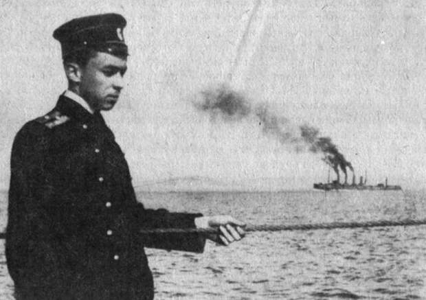 Почему в 1904 году публика потешалась над повышением 20-летнего мичмана в лейтенанты