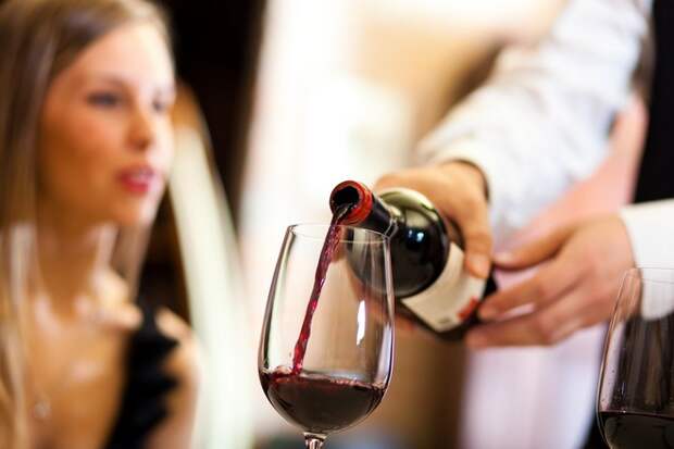 Уловка с блендером помогает улучшить качество вина