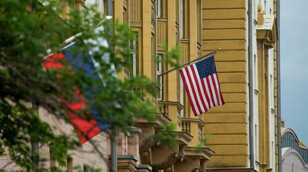 Посольство США прекратит оказание консульских услуг  