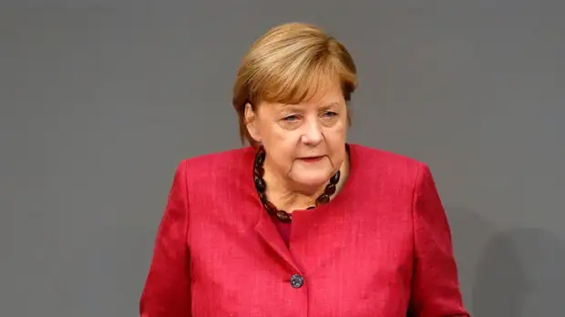 Меркель поздравила Санду с победой на выборах президента Молдавии