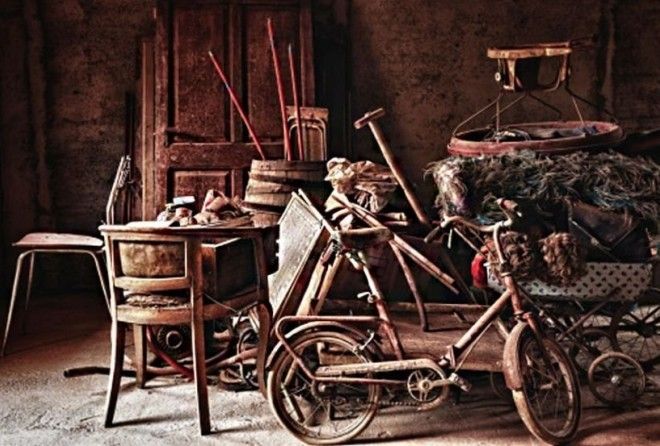 Множество вещей также имеют срок годности, как и наша молодость. 
