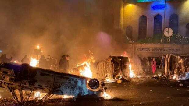 Власти Ирана опубликовали список из почти трех тысяч имен жертв беспорядков