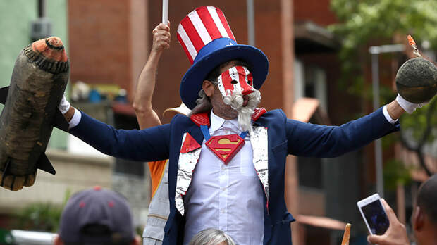 БАЙДЕН РЕЖЕТ ПРАВДУ-МАТКУ: БЕЛЫХ ОПУСТЯТ ДО ЧЁРНЫХ