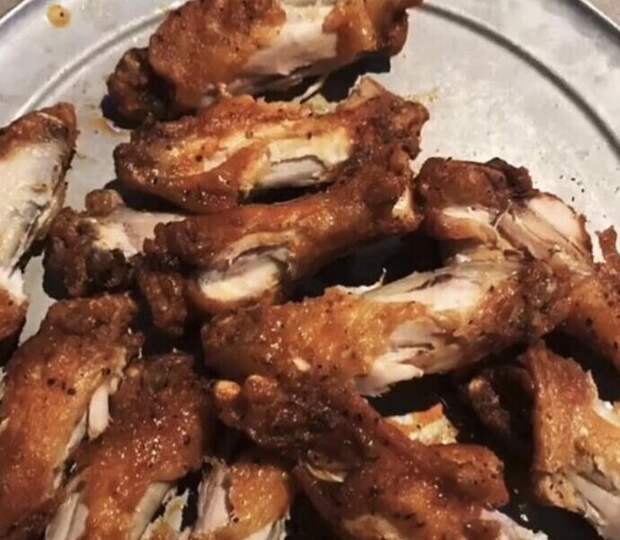 Любители куриных крылышек, как вам это понравится?