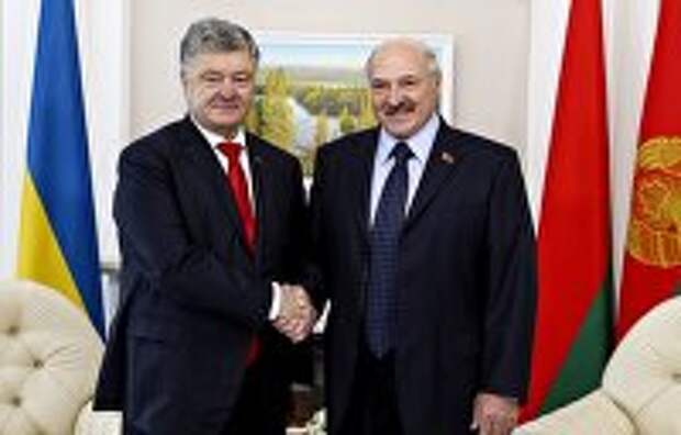 Дружеский гамбит. Лукашенко предложил Порошенко заполучить Донбасс миром