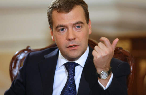 Дмитрий Медведев предложил ввести ответственность за невыполнение нацпроектов