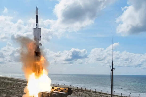 Эстония хочет закрыть своё небо для российской баллистики