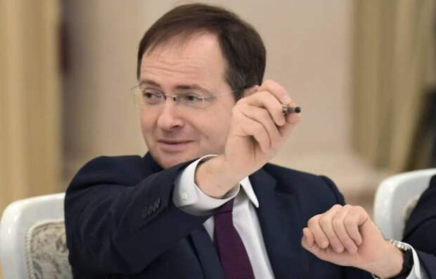 Мединский стал самым богатым чиновником в администрации президента Мединский стал самым богатым чиновником в администрации президента