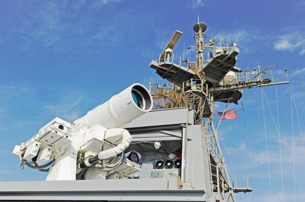 MLD (Maritime Laser Demonstrator), одна из защитных систем, протестированных на SDTS. 