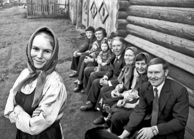 СТРАНА, КОТОРУЮ В 1991 ГОДУ РАЗРУШИЛИ ЭЛЬЦИНЫ, ГАРБЕРЫ, ЧУБАЙСЫ И ДРУГИЕ ЖИДЫ!