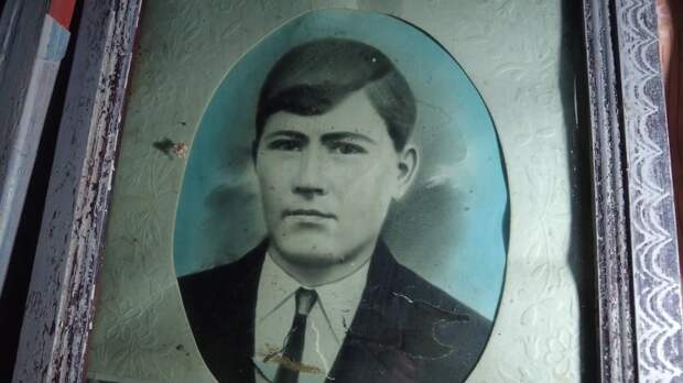 Отшельник Сергей в молодости
