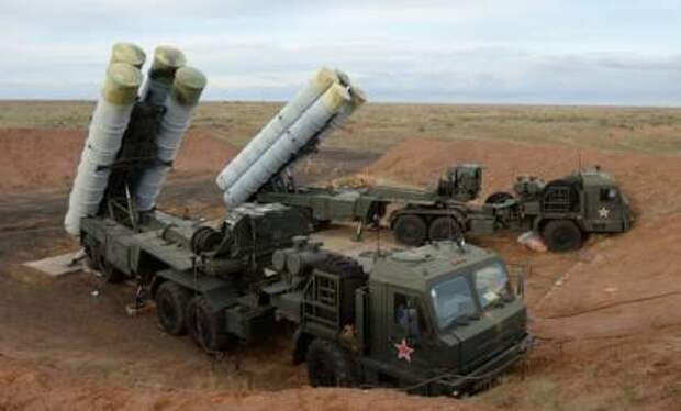 Полная боеготовность: Россия перебросила в Сирию дополнительные батареи С-400, а также полностью заглушила G2, G3 на своих базах