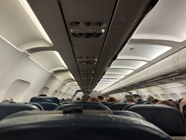 Самолет подал сигнал бедствия над Ленобластью