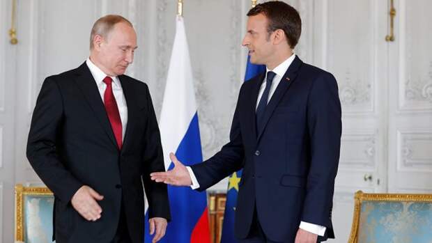 Переобулся: Неожиданные заявления Макрона про Путина и Россию