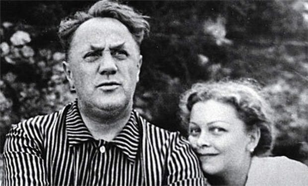 Всегда с теплотой отзывалась о Жарове, но ушла от него к другому и родила сына. Людмила Целиковская последние годы актрисы.