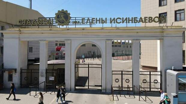 Широкий общественный резонанс вызвали заявления двух актёров и спортсменки: в сети обсуждают, прощать или нет Серебрякова после его признания о помощи девочке Полине из Горловки, закрыть ли глаза на-5