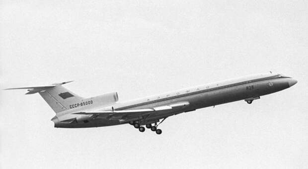 Неверный муж Самолет, Ту-154, СССР, Измена, Любовница, Бомба, Муж