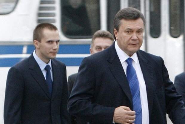Суд в ЕС признал законным замораживание активов Януковичей