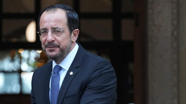 Глава администрации президента Кипра подал в оставку из-за видеоролика