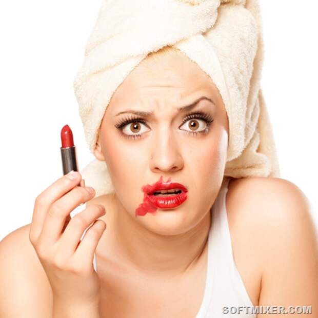 make-up-beim-schminken-kann-so-einiges-schief-gehen-