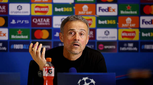 Энрике поддержал Сафонова после ошибки в матче с «Тулузой»