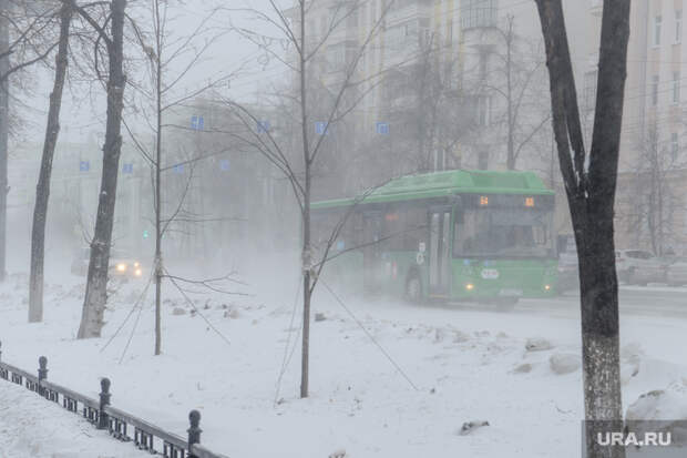 Из Тюмени отменены автобусы в Курган и Свердловскую область