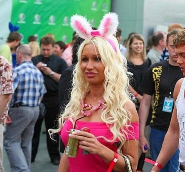 Московская тусовка 2007: фотографии беспощадного гламура от российских звёзд и тусовщиков Московская тусовка 2007 фотографии беспощадного гламура от российских звёзд и тусовщиков
