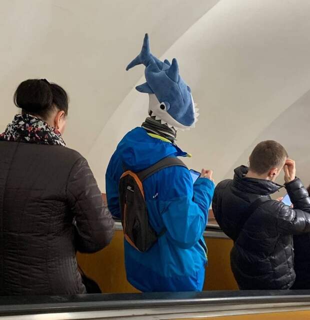 Модники и чудаки из метрополитена Модники и чудаки из метрополитена