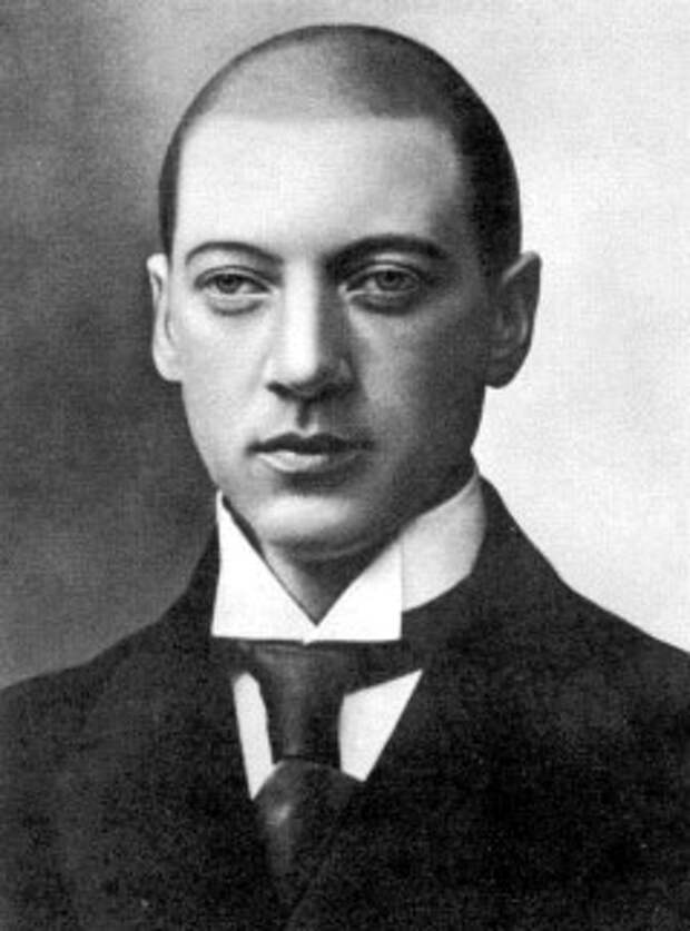 http://upload.wikimedia.org/wikipedia/commons/d/d0/Ngumil.jpg