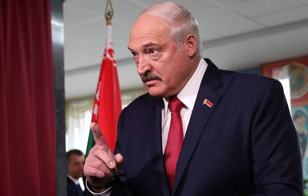Лукашенко рассказал о покупке у РФ комплексов «Искандер» и С-400